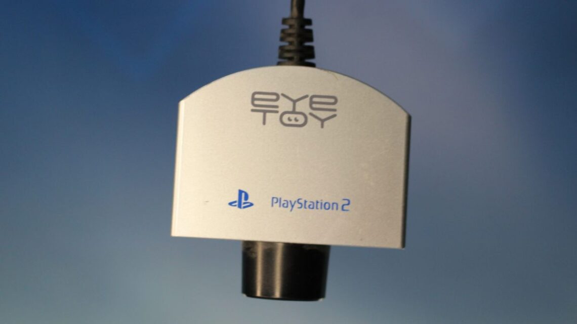 EyeToy de PlayStation 2 la tecnología que anticipó los controles por movimiento en los videojuegos