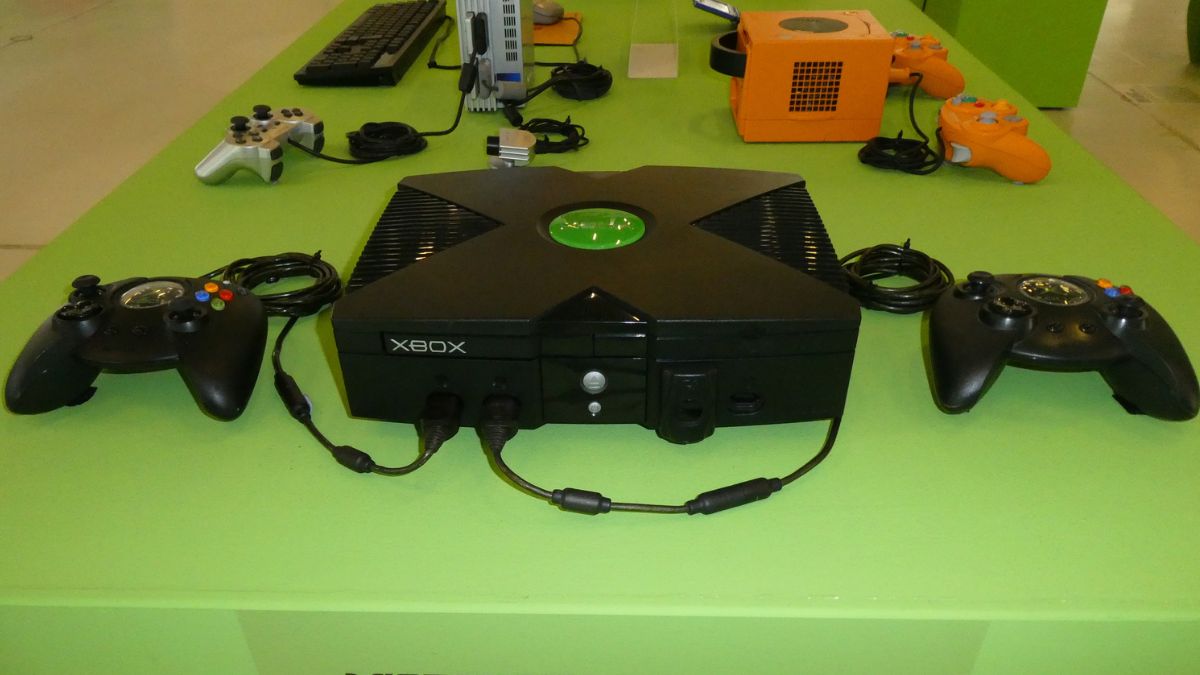 Primera consola Xbox y origen del nombre de la marca Microsoft Xbox