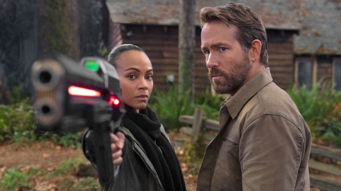 Imágenes de The Adam Project, la película de ciencia ficción protagonizada por Ryan Reynolds disponible en Netflix