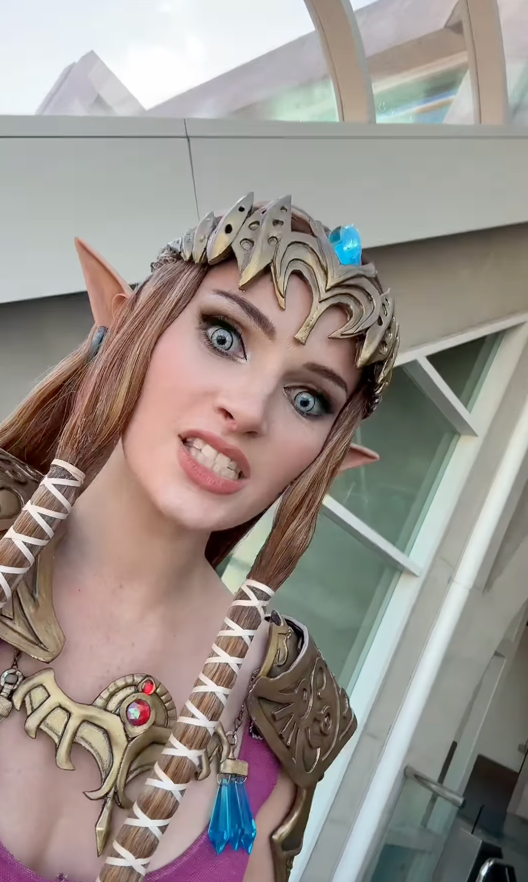 Zelda cobra vida en este elaborado cosplay inspirado en The Legend of Zelda